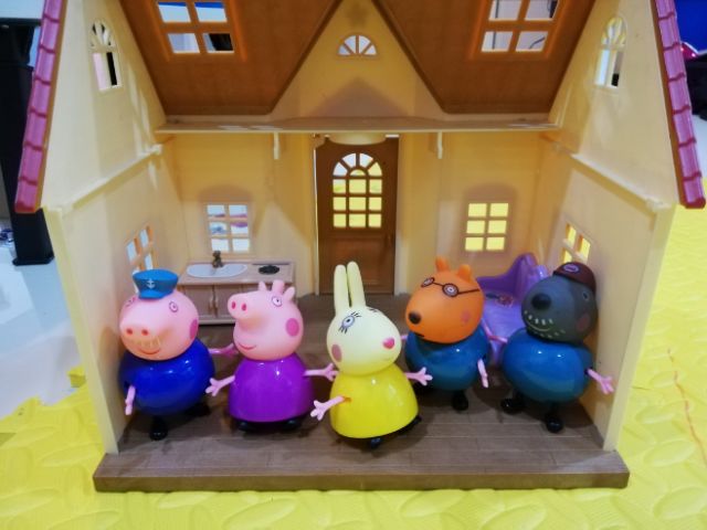 ตุ๊กตา-ครอบครัวและผองเพื่อนเป้ปป้า-peppa-pig-dolls