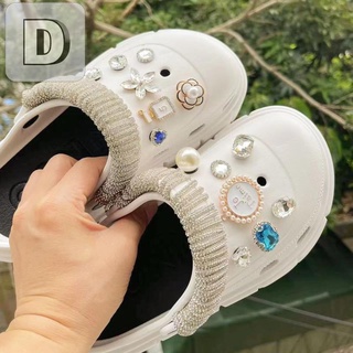 DIY ตัวติดรองเท้า🔥ที่ติดรองเท้า รูปแบบการ์ตูน อุปกรณ์ตกแต่ง จิ๊บบิทติดรองเท้า ตกแต่งสวยงาม สไตล์น่ารัก