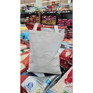 ภาพขนาดย่อของภาพหน้าปกสินค้าถุงผ้าดิบ(ลายสอง)12x14นิ้ว (พิมพ์ซับฯได้) ใส่A4ได้1รีม-ถุงข้าวสาร 5 ก.ก.ได้ จากร้าน hombag_com บน Shopee ภาพที่ 7