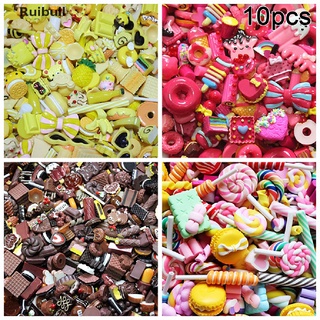 ภาพหน้าปกสินค้า[Ruibull] 10pcs  Mini Play Toy Food Cake Biscuit Donuts Miniature Mobile phone accessories Hot Sale ที่เกี่ยวข้อง