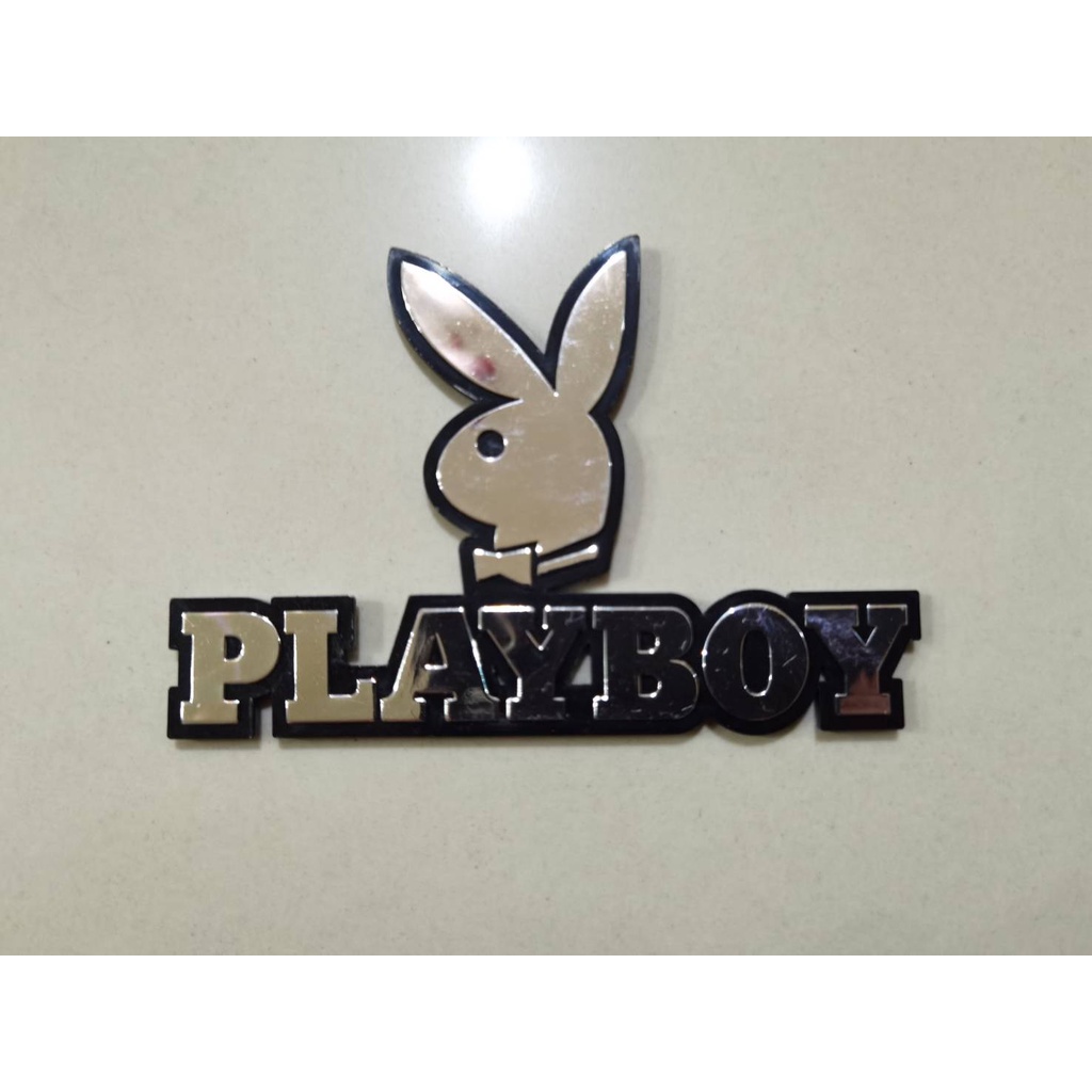 ป้ายโลโก้-playboy-รูปกระต่าย-ยาว-9-6-สุง-6-5cm-มีกาวสองหน้าด้านหลัง-ราคาถูกสินค้าดีมีคุณภาพ