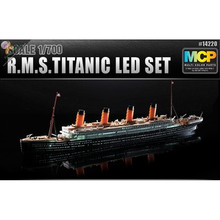 ภาพหน้าปกสินค้าAcademy 14220 R.M.S. TITANIC LED SET [1/700] ซึ่งคุณอาจชอบราคาและรีวิวของสินค้านี้