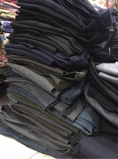 ภาพขนาดย่อของภาพหน้าปกสินค้ากางเกงสแล็คผู้ชาย ใส่ทำงาน (ทรงขากระบอก) จากร้าน busty_19 บน Shopee ภาพที่ 1