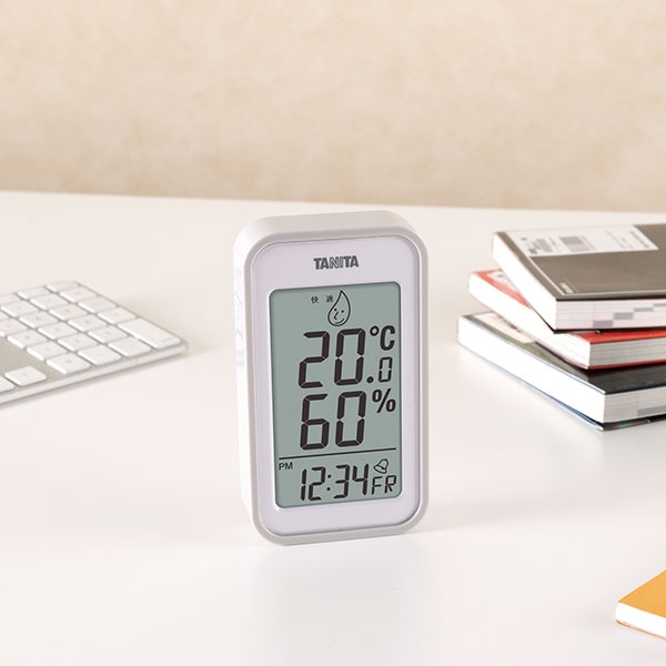 tanita-digital-hygrometer-tt-559-นาฬิกา-เครื่องวัดอุณหภูมิ-เครื่องวัดความชื้น-ของแท้นำเข้าจากญี่ปุ่น