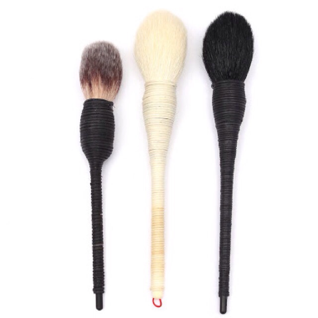 handmade-goat-hair-power-brush-แปรงปัดแก้มคล้ายทรง-nars