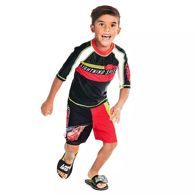 พร้อมส่ง-ชุดว่ายน้ำแบบแยกชิ้นสำหรับเด็ก-disney-lightning-mcqueen-rash-guard-and-swim-trunks