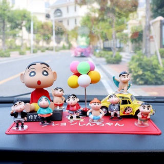 ♈✘✳น่ารัก Crayon Xiaoxin รถเครื่องประดับสุทธิสีแดงรถอุปกรณ์เสริมภายในรถตกแต่งบุคลิกภาพ Douyin ใหม่การ์ตูน Doll