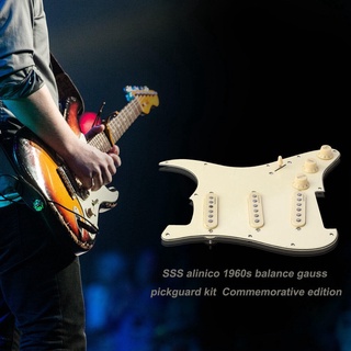 ชุดโมเดลที่ระลึกคลาสสิก Prewired โหลด SSS Pickguard Alnico V Pickups ใน60S สำหรับ Fender ST กีตาร์