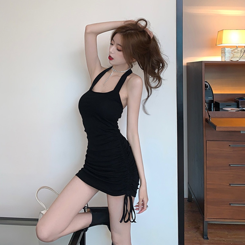 ชุดเดรสสายคล้องคอเปิดหลัง-เซ็กซี่ๆ-ชุดเดรสลุคสาวแซ่บ-สาวมั่น-เดรสกระโปรงสั้นงานเปิดหลัง