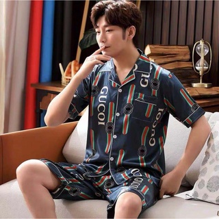 ภาพขนาดย่อสินค้า3333-1gracefeul_shop ชุดนอนผู้ชาย ผ้าซาตินแขนสั้นขาสั้น ผ้านิ่มใส่สบายไม่เครืองผิว สไตล์เกาหลี (สินค้าพร้อมส่ง)