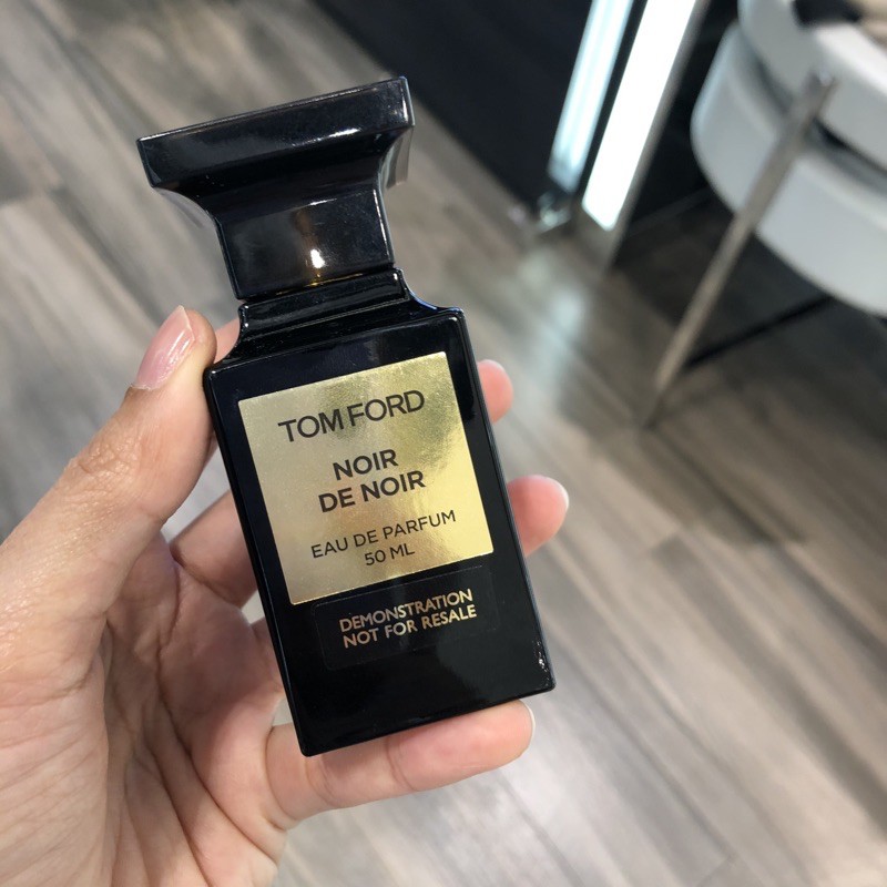 tomford noir femme