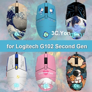 Logitech G102 แผ่นรองเมาส์เล่นเกม แบบใช้สาย ซิงค์ไฟได้ เนื้อแมตต์ พร้อมสติกเกอร์ด้านข้าง ลายการ์ตูน สีพื้น สําหรับ Logitech