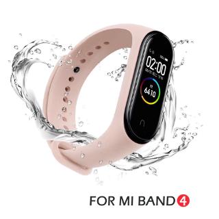 ภาพหน้าปกสินค้าSilicone watch band for xiaomi mi band 4 / mi band 3 strap ที่เกี่ยวข้อง