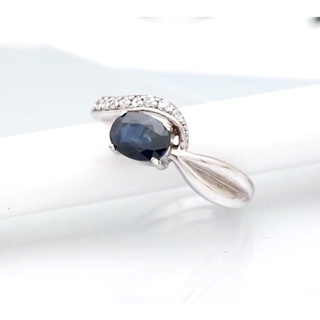 Artisan by nk - แหวนเงินแท้ ฝังไพลินแท้-Silver Ring with Natural Blue Sapphire