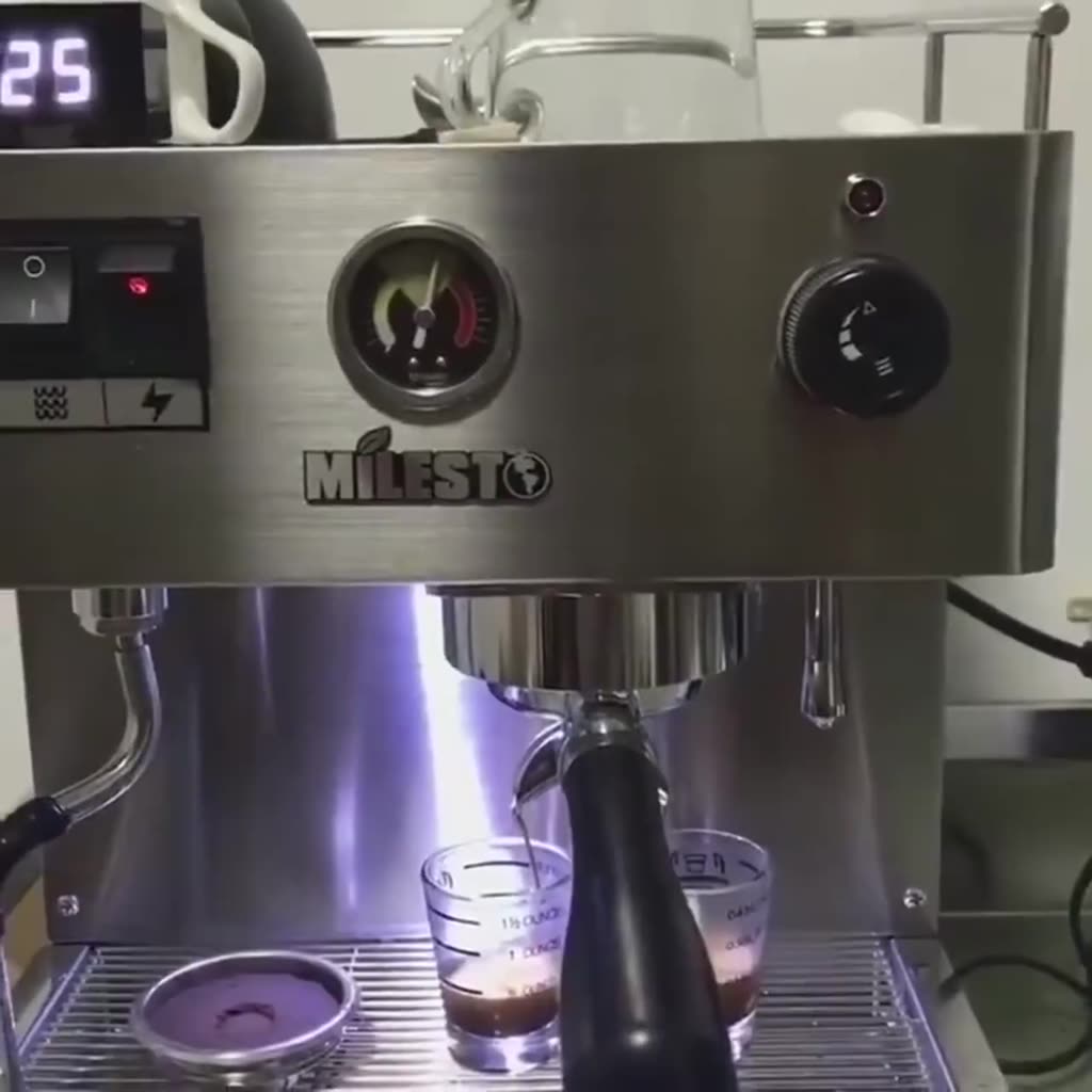 เครื่องชงกาแฟกึ่งอัตโนมัติ-รุ่นem-19-m2-espresso-สำหรับชงขาย-มีพร้อมส่ง
