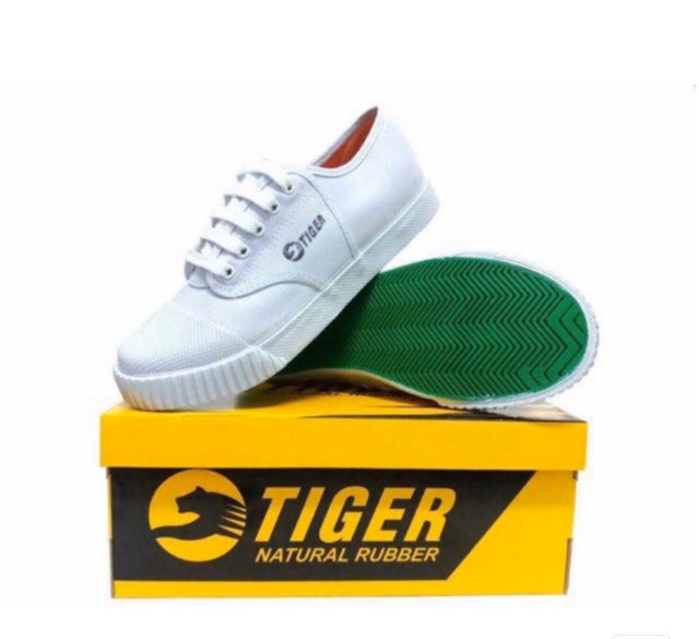 ภาพสินค้ารองเท้านักเรียนชาย Tiger พื้นยางดิบ ทน  เก็บเงินปลายทาง จากร้าน jp_sports บน Shopee ภาพที่ 2