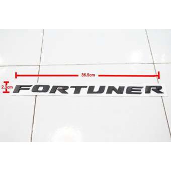 ป้ายโลโก้toyota-fortuner-พลาสติกสีดำด้าน-ขนาด36-5x2-3cm-ติดตั้งด้วยเทปกาวสองหน้า