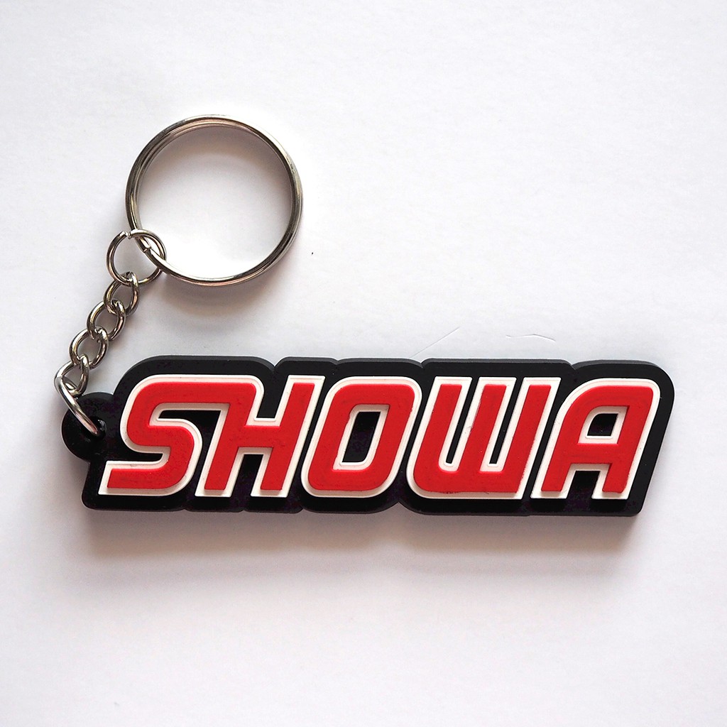 ภาพหน้าปกสินค้าพวงกุญแจยาง Showa โชวะ จากร้าน bbbsib บน Shopee