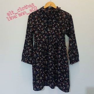 Mini dress ลายดอกเล็ก