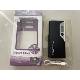 ลดล้างสต็อก!! Power bank ความจุ 5500mAh มีหน้าจอแสดงผล และ ไฟฉายLED