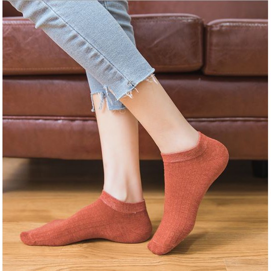 ถุงเท้าข้อสั้น-ถุงเท้าสีเหลือง-ถุงเท้าสีน้ำเงิน-ถุงเท้าสีแดง-ถุงเท้าแฟชั่น-ถุงเท้าสีสัน-ถุงเท้าสีพื้น