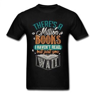 เสื้อยืดผ้าฝ้ายพิมพ์ลายคลาสสิก เสื้อยืด พิมพ์ลายตัวอักษร Million Books I Haven T Read Read สีดํา สไตล์วินเทจ สําหรับผู้