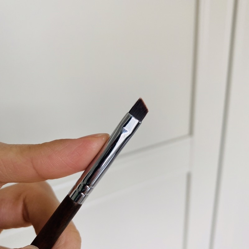 brush-studio-s-series-202-angle-brow-amp-liner-แปรงคิ้วและไลน์เนอร์