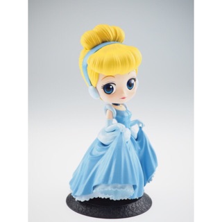 ภาพหน้าปกสินค้าQposket Disney Character Cinderella สี A ที่เกี่ยวข้อง
