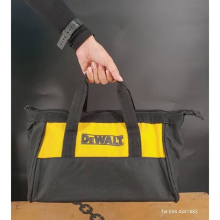 ภาพหน้าปกสินค้ากระเป๋าใส่เครื่องมือ Dewalt 12\" ซึ่งคุณอาจชอบสินค้านี้
