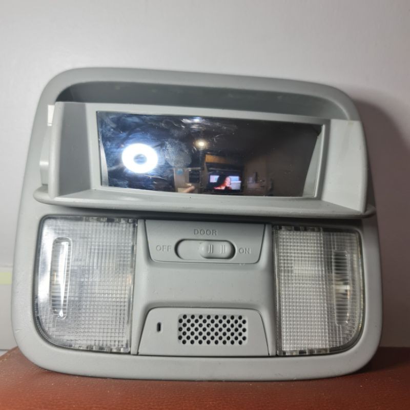 ขายโละ ไฟส่องแผนที่ honda พร้อมกล่องแว่นตา | Shopee Thailand
