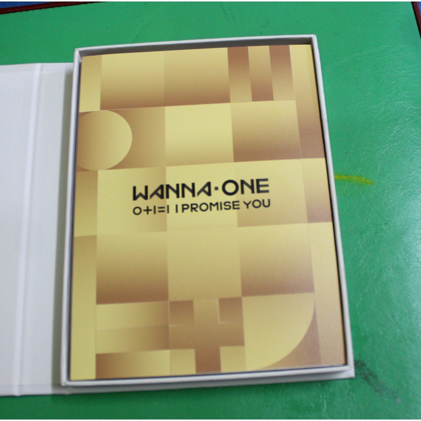 ขายโฟโต้บุ๊คพร้อมแผ่นcdของวง-wanna-one-สภาพใหม่ใครหาสะสมเก็บไว้ได้เลยครับ-วอนนาวัน