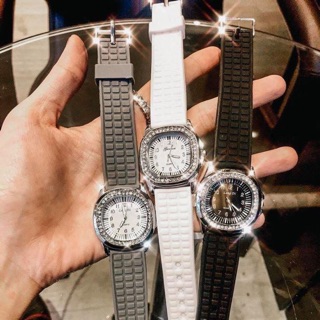 ภาพหน้าปกสินค้านาฬิกาแฟชั่น ข้อมือ สายยาง PATEK PHILIPPE   สายซิลิโคลน  หน้าปัด 33 mm ที่เกี่ยวข้อง