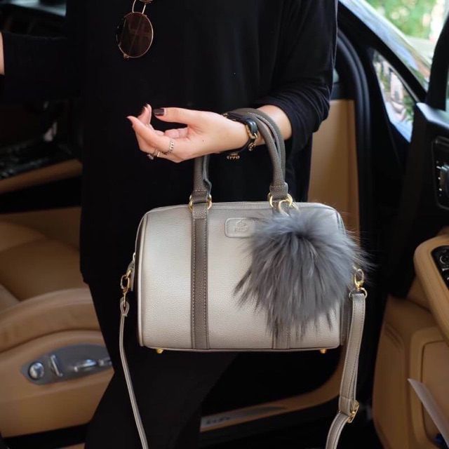 ของแท้-keep-grey-two-tone-leather-pillow-bag-สวย-น่ารัก-ขนาดตอบทุกโจทย์การใช้งาน