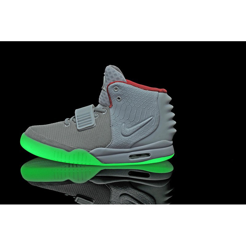 The nike air sales yeezy 2