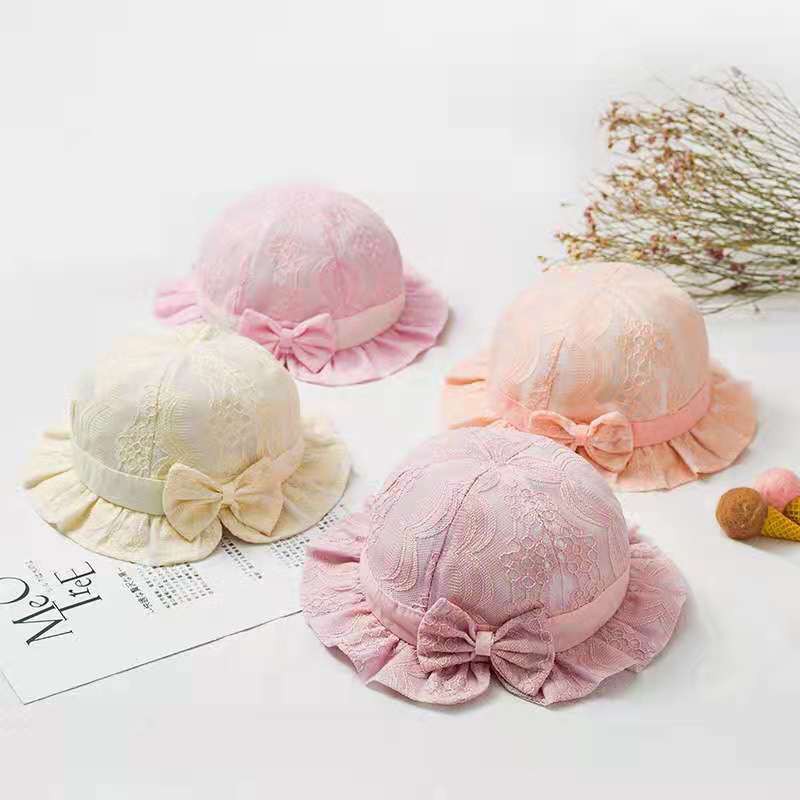 ภาพสินค้าBabyonline(Y200)A1หมวกสำหรับเด็กอ่อนตกแต่งด้วยโบว์และดอกไม้ มีสายรัดคาง จากร้าน babyonlineth บน Shopee ภาพที่ 3