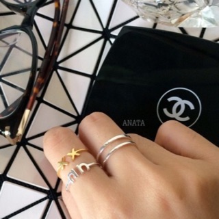 ANATAs mini alphabet ring