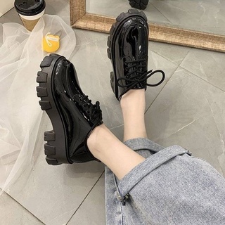 ภาพขนาดย่อของภาพหน้าปกสินค้าสปอตสินค้า รองเท้าหนังส้นหนาสไตล์เกาหลี รองเท้าผูกเชือกสไตล์อังกฤษ รองเท้านักเรียน จากร้าน uyuofxi_6h บน Shopee ภาพที่ 2