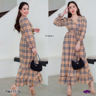 TW17136 แม็กซี่เดรสลายสก็อต คอวี แขนยาว เนื้อผ้าคอตตอนผสมชิล พิมลายดิจิตอล สวยงามเอวมีสายผูก