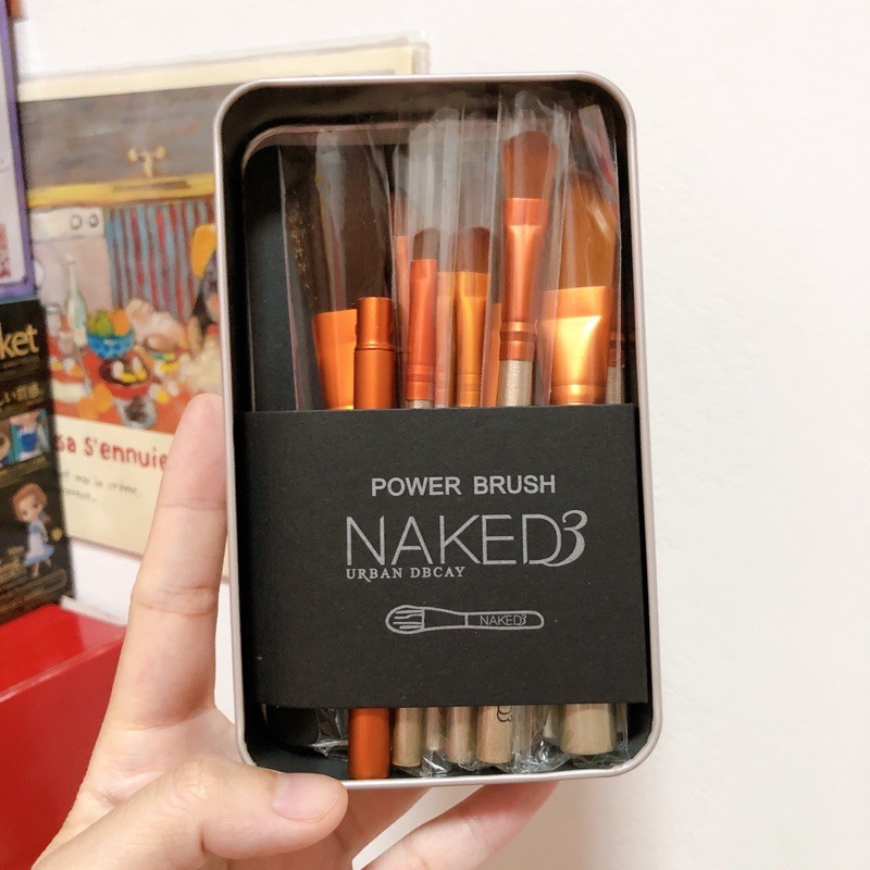 ชุดแปรงแต่งหน้า-naked3-ตำหนิมีรอยบุบที่กล่องบ้าง-ขอคนรับได้