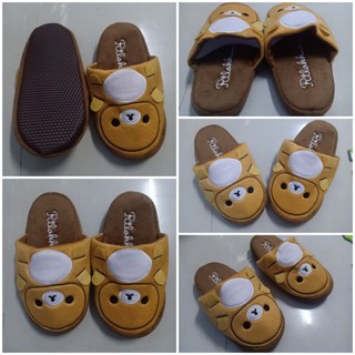 รองเท้าใสเดินในบ้านพื้นหนามีกันลื่นลายคุมตัวราคาเพียง127บาท