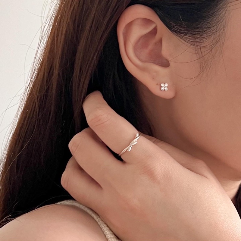 โค้ด-x8sfxj-ลด-20-a-piece-ต่างหูเงินแท้-all-silver-925-blossom-stud-earrings