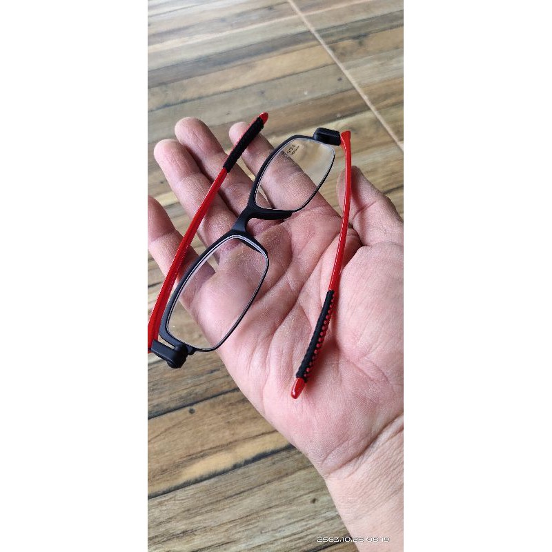 ภาพหน้าปกสินค้าแว่นตาอ่านหนังสือ TR90 ขาหมุน360องศา แว่นตาหมุน สายตายาว จากร้าน pholklang บน Shopee