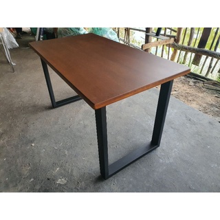 ภาพหน้าปกสินค้าโต๊ะอาหาร โต๊ะทำงาน ไม้จริง สีวอลนัทด้าน ขนาดกว้าง80cmxยาว180cmxสูง75cm ที่เกี่ยวข้อง