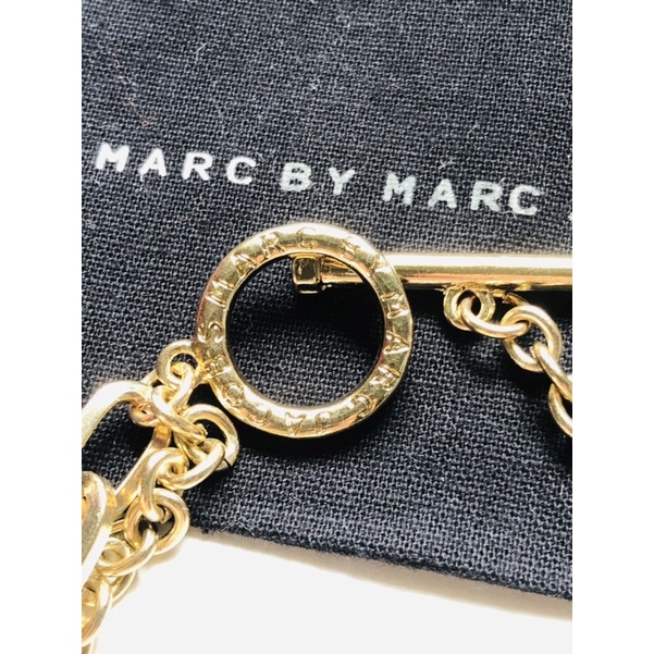 สร้อยข้อมือ-marc-jacobs-ชมพู