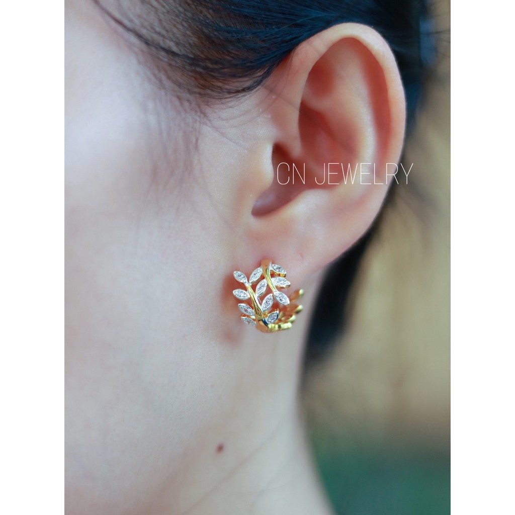 ภาพหน้าปกสินค้าต่างหูห่วงใบมะกอก รุ่น 1คู่ CN Jewelry earing ตุ้มหู ต่างหูแฟชั่น ต่างหูเกาหลี ต่างหูใบมะกอก จากร้าน cn.jewelry บน Shopee