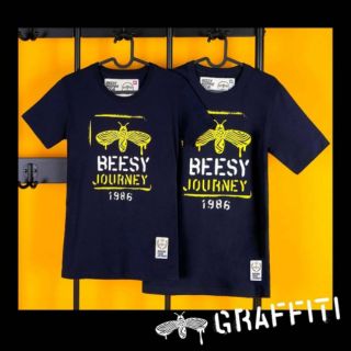 Beesy เสื้อยืดชาย/หญิง รุ่น Graffiti สีกรม (ราคาต่อตัว)