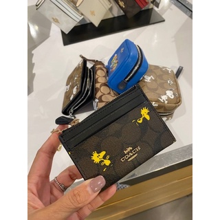 พร้อมส่ง 🔥Sale 1699🔥พวงกุญแจใส่บัตร Coach คอลฯ สนู้ปปี้ น่าร้ากกกมากจ้า จัดด่วนๆ