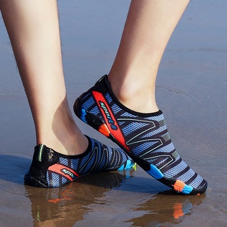รองเท้าว่ายน้ํา รองเท้าชายหาด แบบแห้งเร็ว