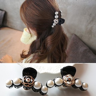 Korean Version INS Small fragrant wind Pearl Camellia Flowers grab clip Personality Fashion Black White Hair Clip Fairy Hair Accessories