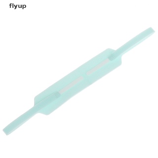 Flyup ที่วางเข็มขัดรัดคอ บรรเทาอาการคัน